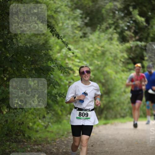 30.08.2026 - Elbe Triathlon Hamburg Antke Förster http://msf.ph/oto/10103972 30.08.2026 11:44:39 Laufen 809 meine-sportfotos.de