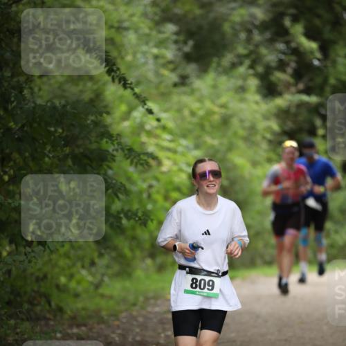 30.08.2026 - Elbe Triathlon Hamburg Antke Förster http://msf.ph/oto/10103974 30.08.2026 11:44:40 Laufen 809 meine-sportfotos.de