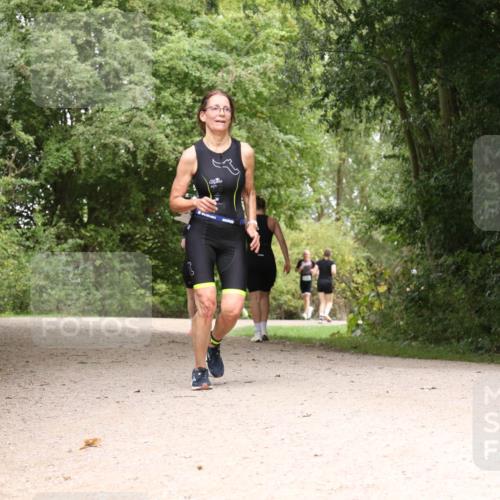30.08.2026 - Elbe Triathlon Hamburg Antke Förster http://msf.ph/oto/10103987 30.08.2026 11:49:03 Laufen  meine-sportfotos.de