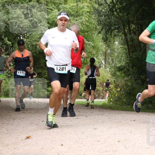 30.08.2026 - Elbe Triathlon Hamburg Antke Förster http://msf.ph/oto/10104021 30.08.2026 11:49:28 Laufen 1128, 1171, 1281, 31, 126 meine-sportfotos.de