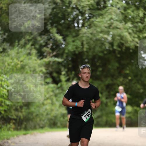 30.08.2026 - Elbe Triathlon Hamburg Antke Förster http://msf.ph/oto/10104052 30.08.2026 11:45:38 Laufen 793 meine-sportfotos.de