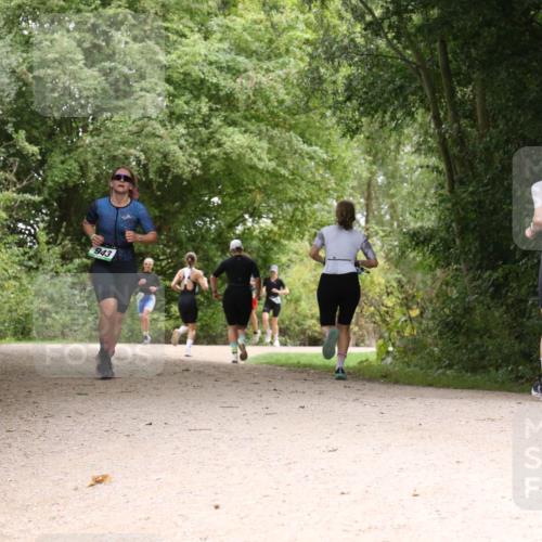 30.08.2026 - Elbe Triathlon Hamburg Antke Förster http://msf.ph/oto/10104055 30.08.2026 11:49:53 Laufen 943 meine-sportfotos.de