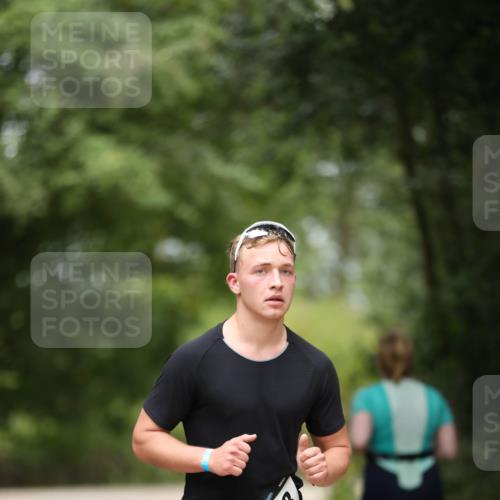 30.08.2026 - Elbe Triathlon Hamburg Antke Förster http://msf.ph/oto/10104058 30.08.2026 11:45:41 Laufen 793 meine-sportfotos.de