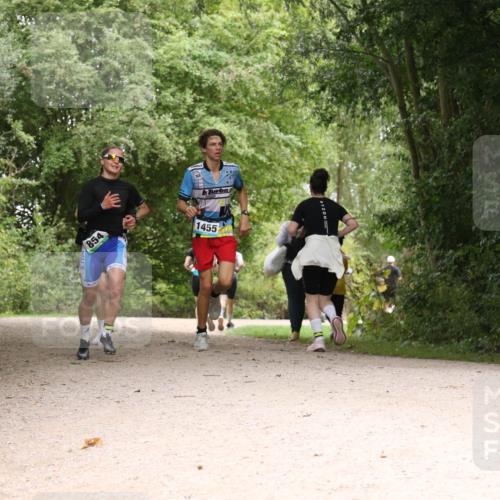30.08.2026 - Elbe Triathlon Hamburg Antke Förster http://msf.ph/oto/10104073 30.08.2026 11:50:02 Laufen 854, 1455 meine-sportfotos.de