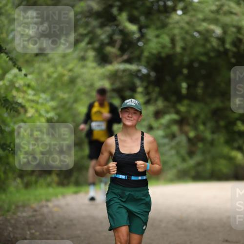 30.08.2026 - Elbe Triathlon Hamburg Antke Förster http://msf.ph/oto/10104078 30.08.2026 11:46:16 Laufen  meine-sportfotos.de