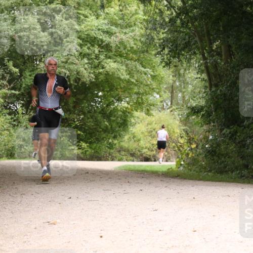 30.08.2026 - Elbe Triathlon Hamburg Antke Förster http://msf.ph/oto/10104085 30.08.2026 11:50:25 Laufen  meine-sportfotos.de