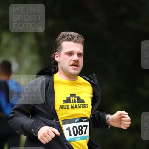 30.08.2026 - Elbe Triathlon Hamburg Antke Förster http://msf.ph/oto/10104092 30.08.2026 11:46:21 Laufen 1087 meine-sportfotos.de