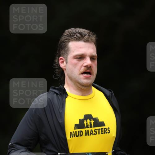 30.08.2026 - Elbe Triathlon Hamburg Antke Förster http://msf.ph/oto/10104094 30.08.2026 11:46:22 Laufen 1087 meine-sportfotos.de