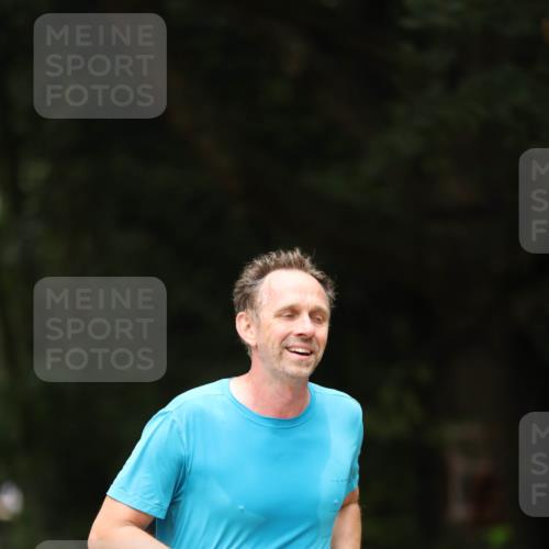30.08.2026 - Elbe Triathlon Hamburg Antke Förster http://msf.ph/oto/10104124 30.08.2026 11:46:50 Laufen  meine-sportfotos.de