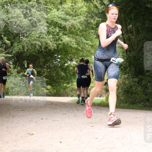 30.08.2026 - Elbe Triathlon Hamburg Antke Förster http://msf.ph/oto/10104131 30.08.2026 11:50:59 Laufen 1350, 04 meine-sportfotos.de