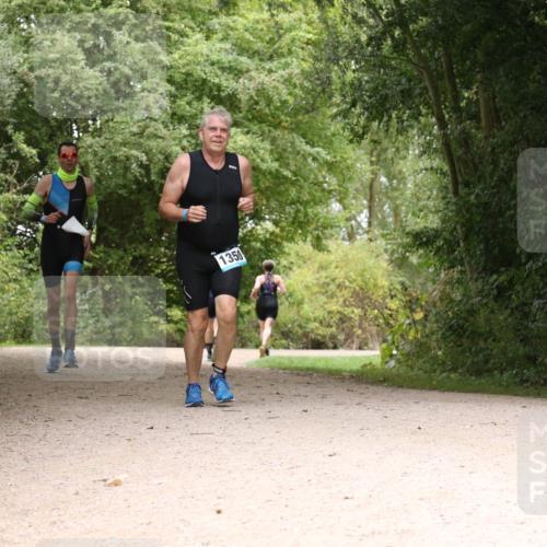 30.08.2026 - Elbe Triathlon Hamburg Antke Förster http://msf.ph/oto/10104137 30.08.2026 11:51:06 Laufen 1350 meine-sportfotos.de
