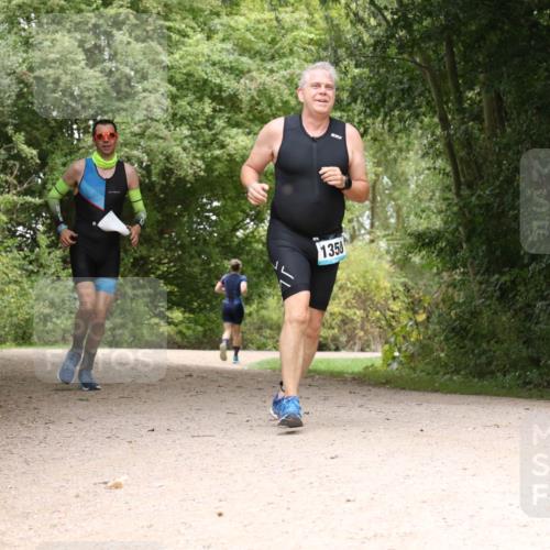 30.08.2026 - Elbe Triathlon Hamburg Antke Förster http://msf.ph/oto/10104139 30.08.2026 11:51:07 Laufen 1350 meine-sportfotos.de
