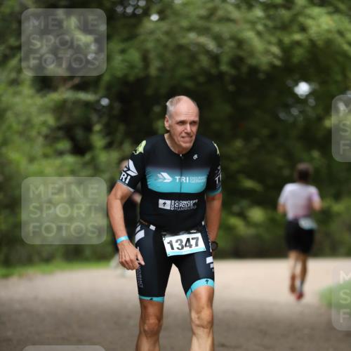 30.08.2026 - Elbe Triathlon Hamburg Antke Förster http://msf.ph/oto/10104146 30.08.2026 11:47:16 Laufen 1347 meine-sportfotos.de
