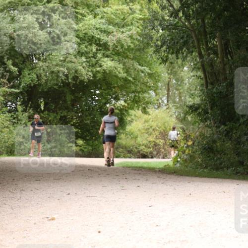 30.08.2026 - Elbe Triathlon Hamburg Antke Förster http://msf.ph/oto/10104155 30.08.2026 11:51:38 Laufen  meine-sportfotos.de