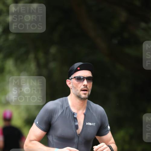 30.08.2026 - Elbe Triathlon Hamburg Antke Förster http://msf.ph/oto/10104232 30.08.2026 11:48:07 Laufen  meine-sportfotos.de