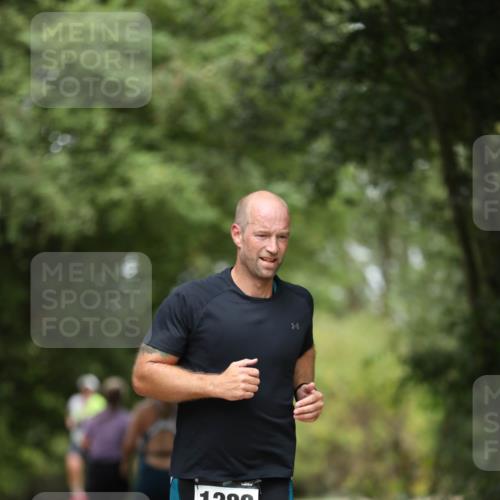 30.08.2026 - Elbe Triathlon Hamburg Antke Förster http://msf.ph/oto/10104248 30.08.2026 11:48:23 Laufen 1288 meine-sportfotos.de