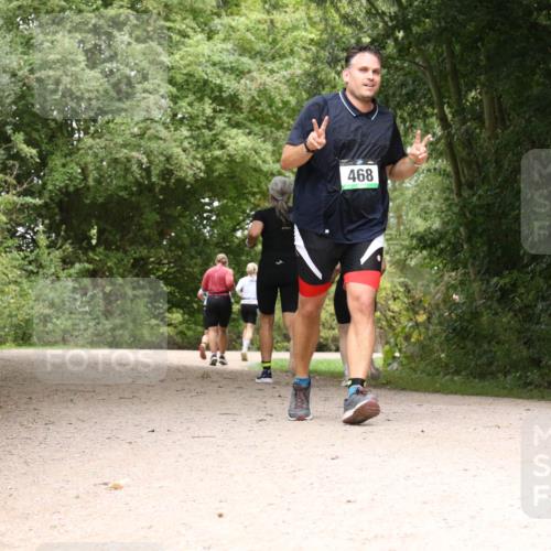 30.08.2026 - Elbe Triathlon Hamburg Antke Förster http://msf.ph/oto/10104255 30.08.2026 11:52:51 Laufen 468 meine-sportfotos.de