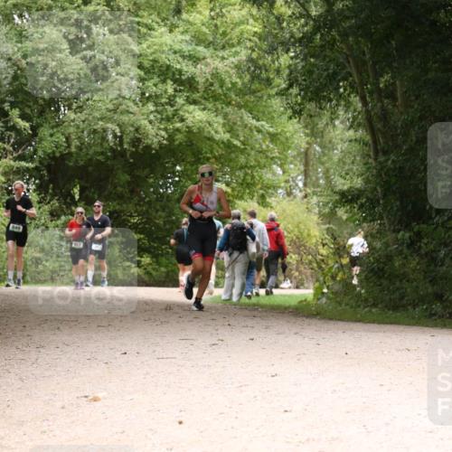 30.08.2026 - Elbe Triathlon Hamburg Antke Förster http://msf.ph/oto/10104271 30.08.2026 11:53:14 Laufen 849, 157, 0, 86 meine-sportfotos.de