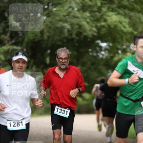 30.08.2026 - Elbe Triathlon Hamburg Antke Förster http://msf.ph/oto/10104326 30.08.2026 11:49:28 Laufen 1281, 1331 meine-sportfotos.de