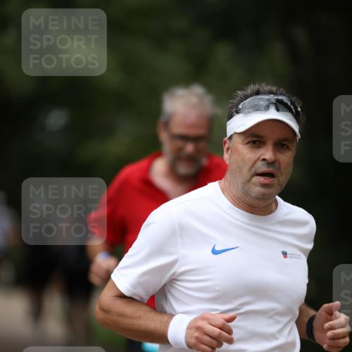 30.08.2026 - Elbe Triathlon Hamburg Antke Förster http://msf.ph/oto/10104332 30.08.2026 11:49:30 Laufen 1281 meine-sportfotos.de