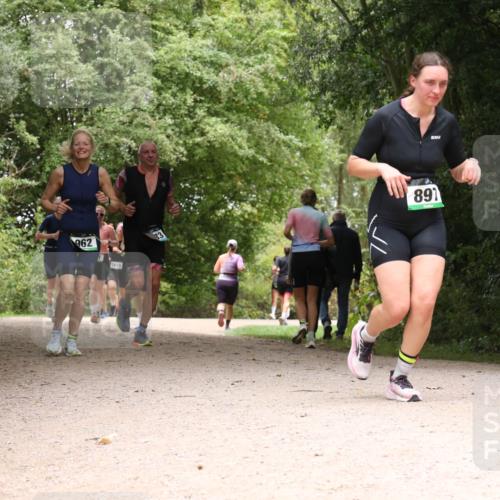 30.08.2026 - Elbe Triathlon Hamburg Antke Förster http://msf.ph/oto/10104371 30.08.2026 11:55:30 Laufen 962, 1410, 2, 891 meine-sportfotos.de