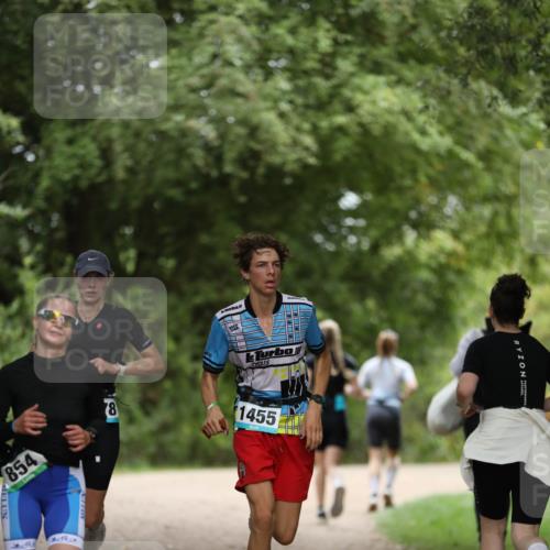 30.08.2026 - Elbe Triathlon Hamburg Antke Förster http://msf.ph/oto/10104380 30.08.2026 11:50:02 Laufen 854, 78, 1455 meine-sportfotos.de