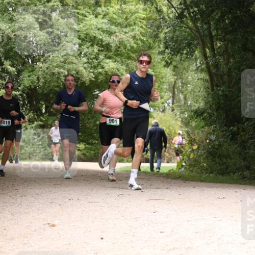 30.08.2026 - Elbe Triathlon Hamburg Antke Förster http://msf.ph/oto/10104383 30.08.2026 11:55:35 Laufen 410, 1940, 901 meine-sportfotos.de