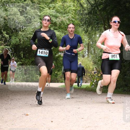 30.08.2026 - Elbe Triathlon Hamburg Antke Förster http://msf.ph/oto/10104389 30.08.2026 11:55:37 Laufen 940, 1410, 901 meine-sportfotos.de