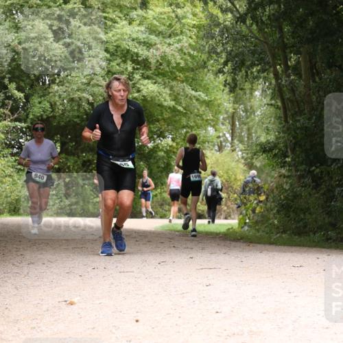 30.08.2026 - Elbe Triathlon Hamburg Antke Förster http://msf.ph/oto/10104393 30.08.2026 11:55:43 Laufen 940, 1695 meine-sportfotos.de