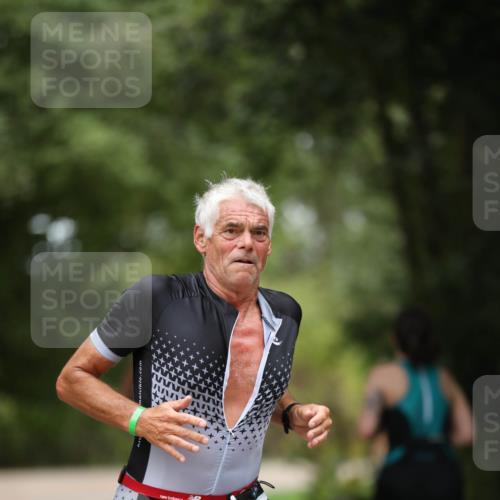 30.08.2026 - Elbe Triathlon Hamburg Antke Förster http://msf.ph/oto/10104398 30.08.2026 11:50:27 Laufen  meine-sportfotos.de