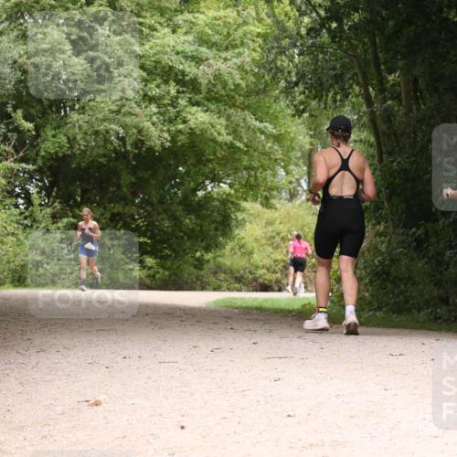 30.08.2026 - Elbe Triathlon Hamburg Antke Förster http://msf.ph/oto/10104417 30.08.2026 11:56:00 Laufen  meine-sportfotos.de