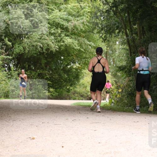 30.08.2026 - Elbe Triathlon Hamburg Antke Förster http://msf.ph/oto/10104419 30.08.2026 11:56:01 Laufen  meine-sportfotos.de