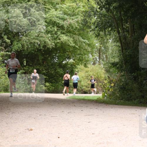 30.08.2026 - Elbe Triathlon Hamburg Antke Förster http://msf.ph/oto/10104429 30.08.2026 11:56:12 Laufen 1401 meine-sportfotos.de