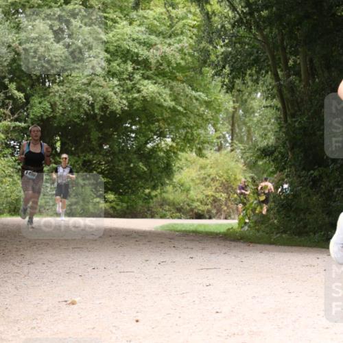 30.08.2026 - Elbe Triathlon Hamburg Antke Förster http://msf.ph/oto/10104437 30.08.2026 11:56:17 Laufen 1496, 1401 meine-sportfotos.de