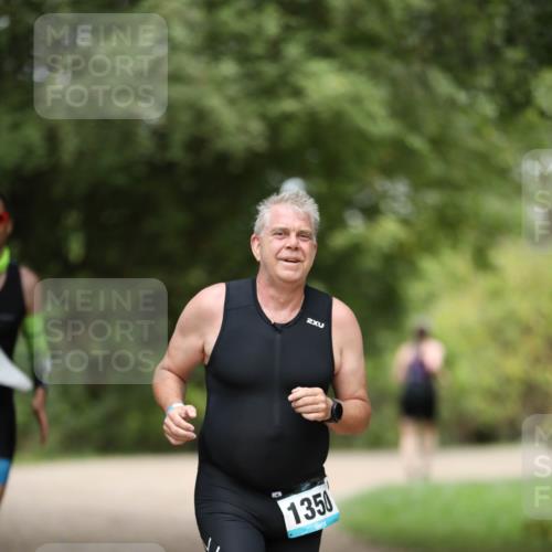 30.08.2026 - Elbe Triathlon Hamburg Antke Förster http://msf.ph/oto/10104446 30.08.2026 11:51:08 Laufen 2, 1350 meine-sportfotos.de