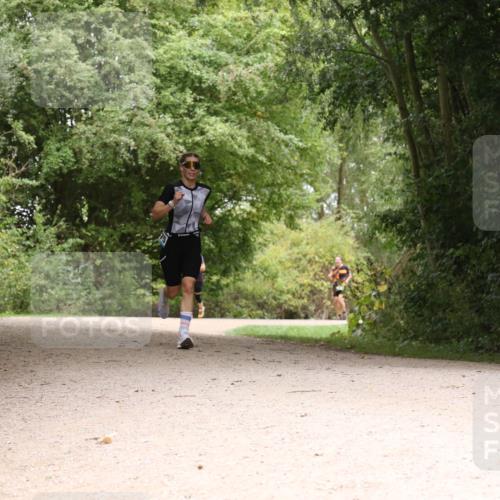 30.08.2026 - Elbe Triathlon Hamburg Antke Förster http://msf.ph/oto/10104447 30.08.2026 11:56:22 Laufen  meine-sportfotos.de