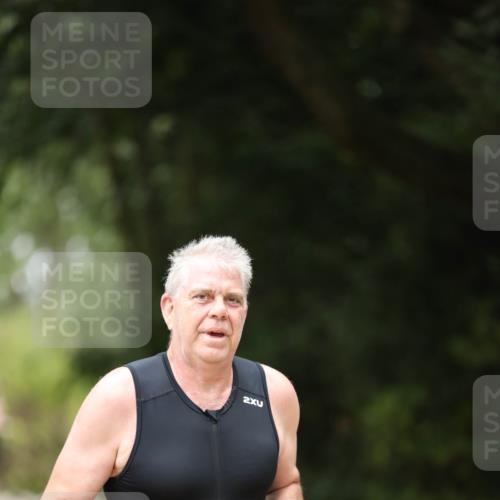 30.08.2026 - Elbe Triathlon Hamburg Antke Förster http://msf.ph/oto/10104450 30.08.2026 11:51:09 Laufen 2, 1350 meine-sportfotos.de