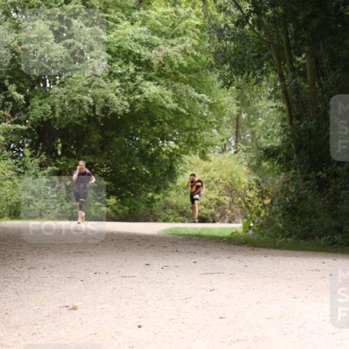 30.08.2026 - Elbe Triathlon Hamburg Antke Förster http://msf.ph/oto/10104451 30.08.2026 11:56:25 Laufen 75 meine-sportfotos.de