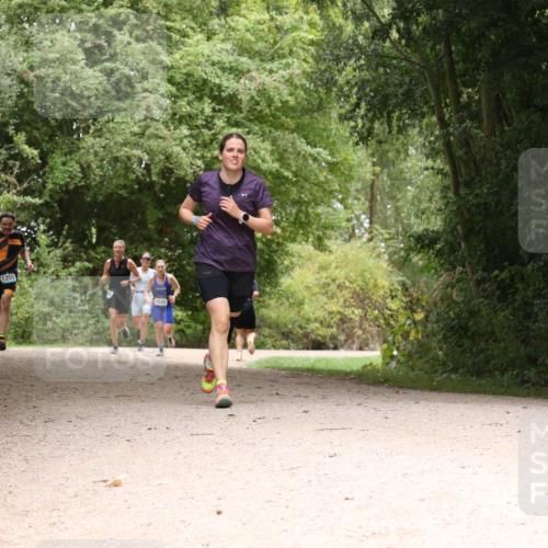 30.08.2026 - Elbe Triathlon Hamburg Antke Förster http://msf.ph/oto/10104455 30.08.2026 11:56:36 Laufen 1250, 1526 meine-sportfotos.de