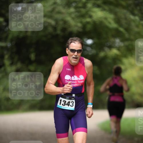 30.08.2026 - Elbe Triathlon Hamburg Antke Förster http://msf.ph/oto/10104506 30.08.2026 11:52:17 Laufen 1343 meine-sportfotos.de