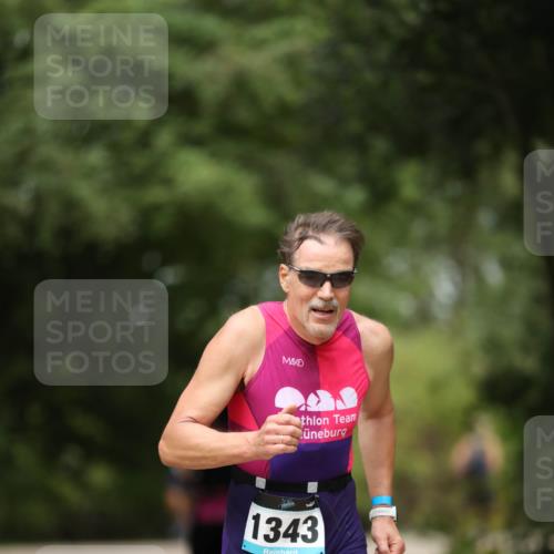 30.08.2026 - Elbe Triathlon Hamburg Antke Förster http://msf.ph/oto/10104508 30.08.2026 11:52:18 Laufen 1343 meine-sportfotos.de