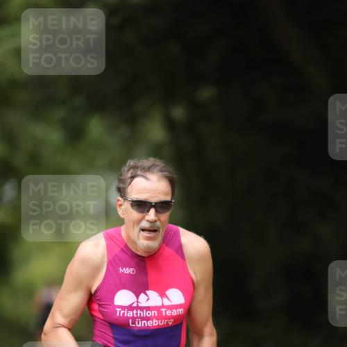 30.08.2026 - Elbe Triathlon Hamburg Antke Förster http://msf.ph/oto/10104510 30.08.2026 11:52:19 Laufen 343 meine-sportfotos.de
