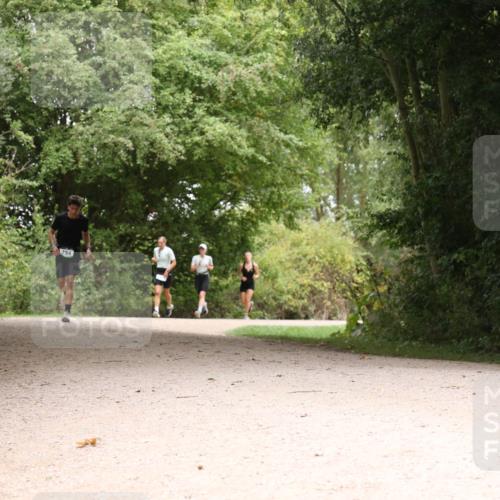 30.08.2026 - Elbe Triathlon Hamburg Antke Förster http://msf.ph/oto/10104521 30.08.2026 11:57:45 Laufen 162 meine-sportfotos.de