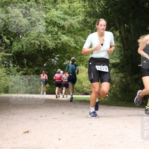 30.08.2026 - Elbe Triathlon Hamburg Antke Förster http://msf.ph/oto/10104539 30.08.2026 11:57:58 Laufen 1419 meine-sportfotos.de