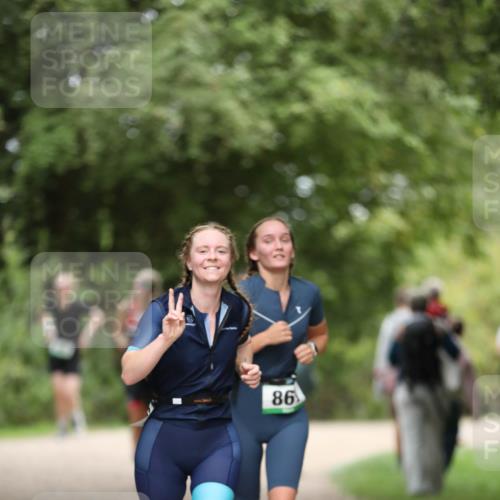 30.08.2026 - Elbe Triathlon Hamburg Antke Förster http://msf.ph/oto/10104572 30.08.2026 11:53:12 Laufen 86 meine-sportfotos.de