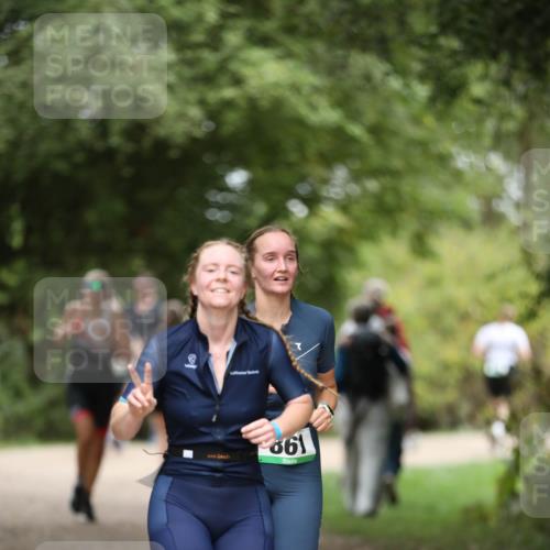 30.08.2026 - Elbe Triathlon Hamburg Antke Förster http://msf.ph/oto/10104574 30.08.2026 11:53:13 Laufen 66 meine-sportfotos.de