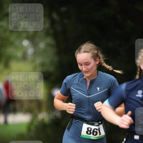30.08.2026 - Elbe Triathlon Hamburg Antke Förster http://msf.ph/oto/10104578 30.08.2026 11:53:15 Laufen 198 meine-sportfotos.de