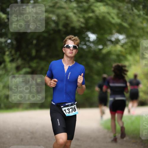 30.08.2026 - Elbe Triathlon Hamburg Antke Förster http://msf.ph/oto/10104632 30.08.2026 11:53:53 Laufen 1376 meine-sportfotos.de