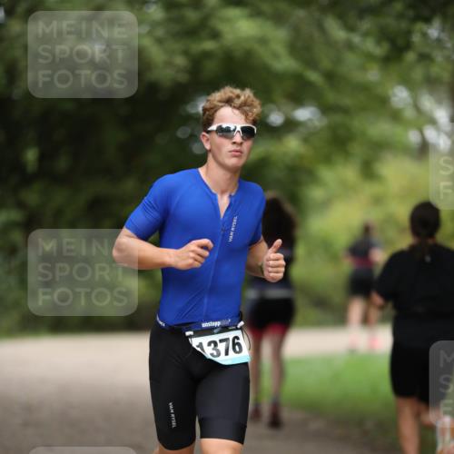 30.08.2026 - Elbe Triathlon Hamburg Antke Förster http://msf.ph/oto/10104634 30.08.2026 11:53:54 Laufen 1376 meine-sportfotos.de