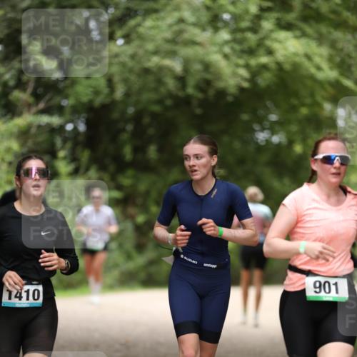 30.08.2026 - Elbe Triathlon Hamburg Antke Förster http://msf.ph/oto/10104694 30.08.2026 11:55:37 Laufen 1410, 901 meine-sportfotos.de